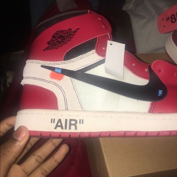 Off White Jordan 1 Chicago (Size 14) - Picture 3 of 7